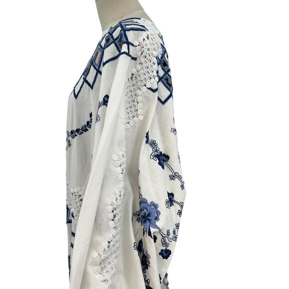 ASOS Curve White and Blue Maxi Dress - Picture 10 of 16